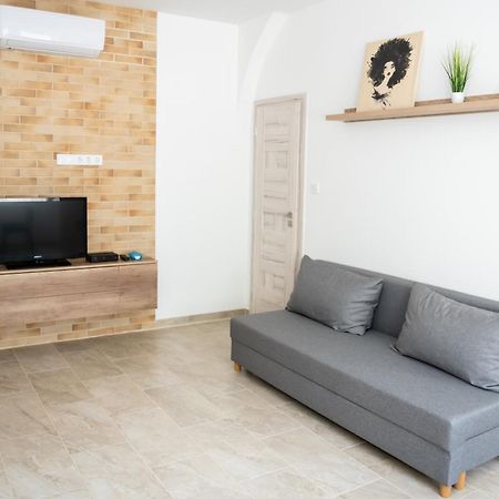 Winestone Corner Apartment Debrecen Luaran gambar